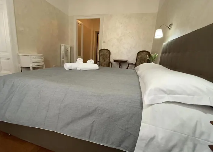 Cavour 44616